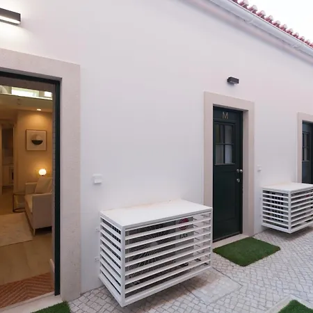 Flh Campo Ourique Chic Mezzanine דירה ליסבון